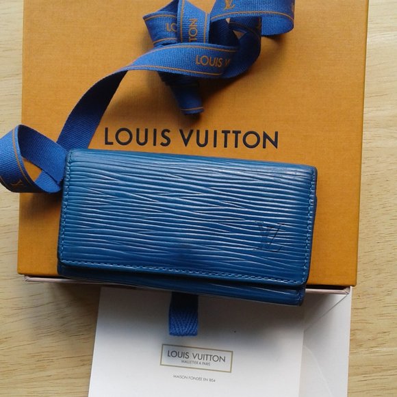 VTG LOUIS VUITTON BLUE TEAL 4 KEY ring EUC STUNNIN